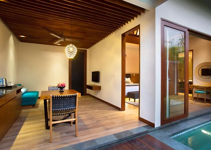 S18 Bali Villa